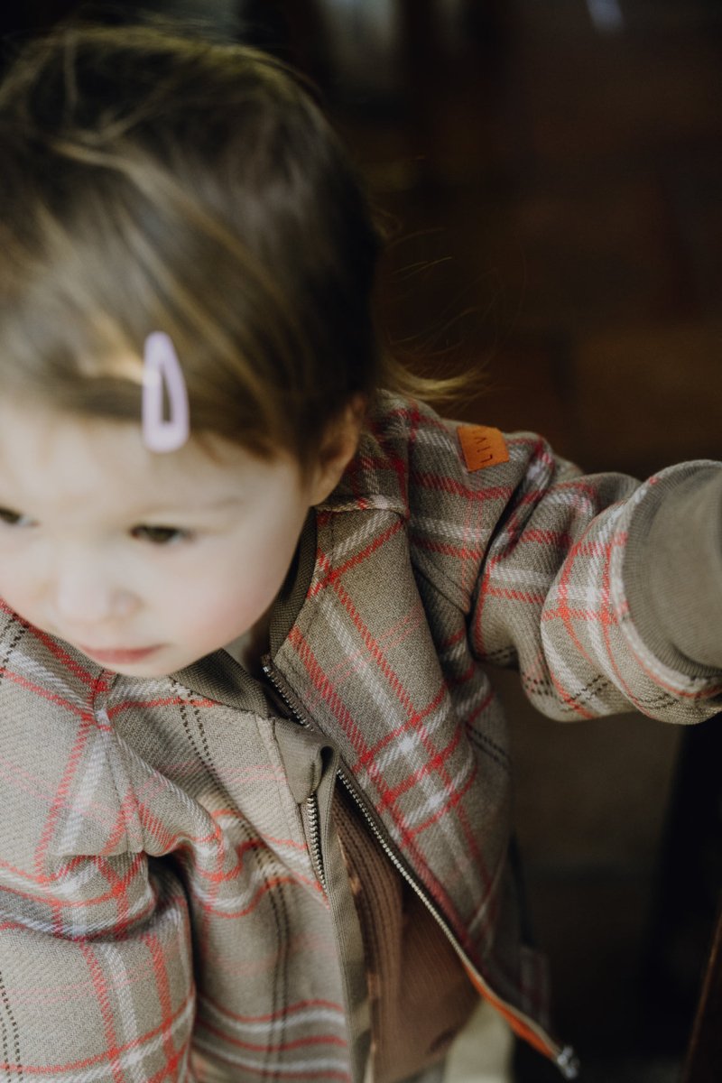 BOMBERJACKE AUS WOLLE KARO STONE