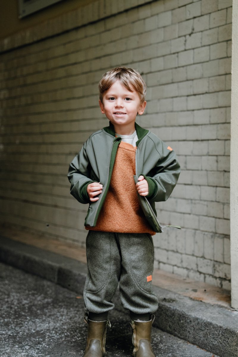 BOMBERJACKE AUS SOFTSHELL Khaki
