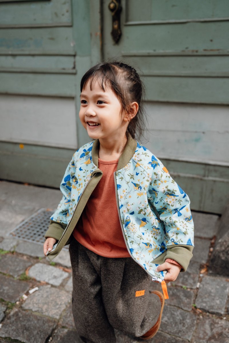 BOMBERJACKE AUS SOFTSHELL BIRD MINT GREEN