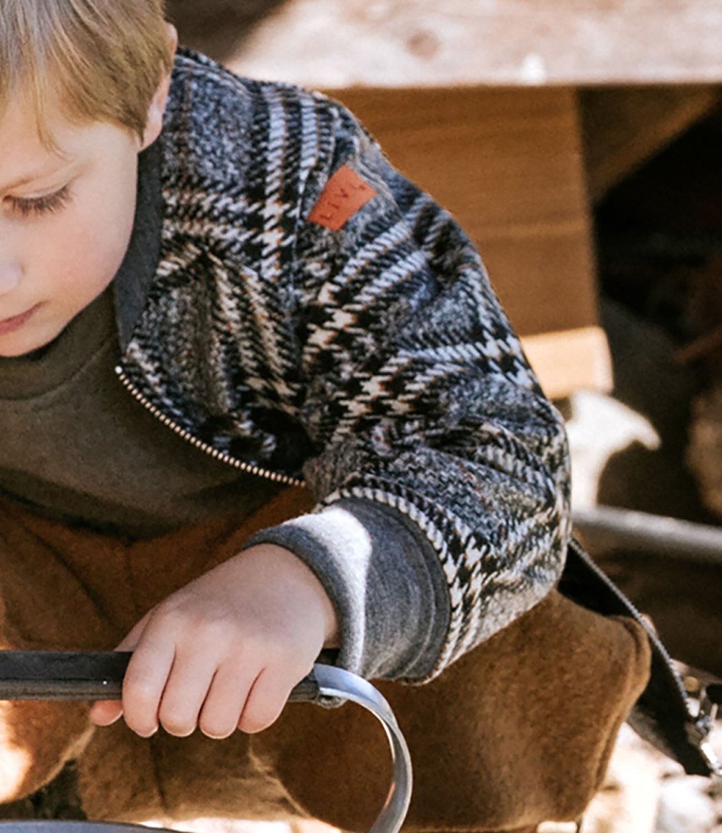 BOMBERJACKE AUS WOLLE KARO