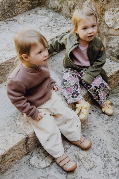 BOMBERJACKE AUS TRENCH GREEN