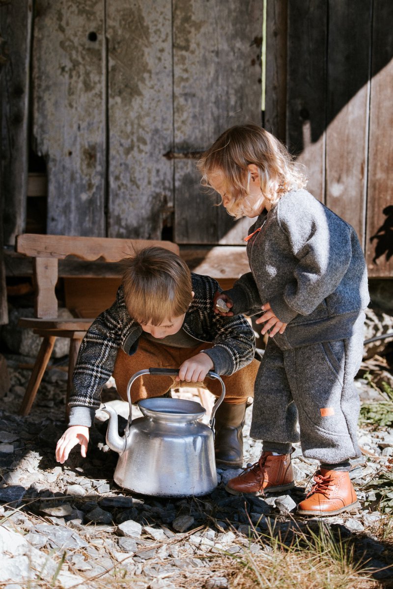BOMBERJACKE AUS WALK DUNKELGRAU