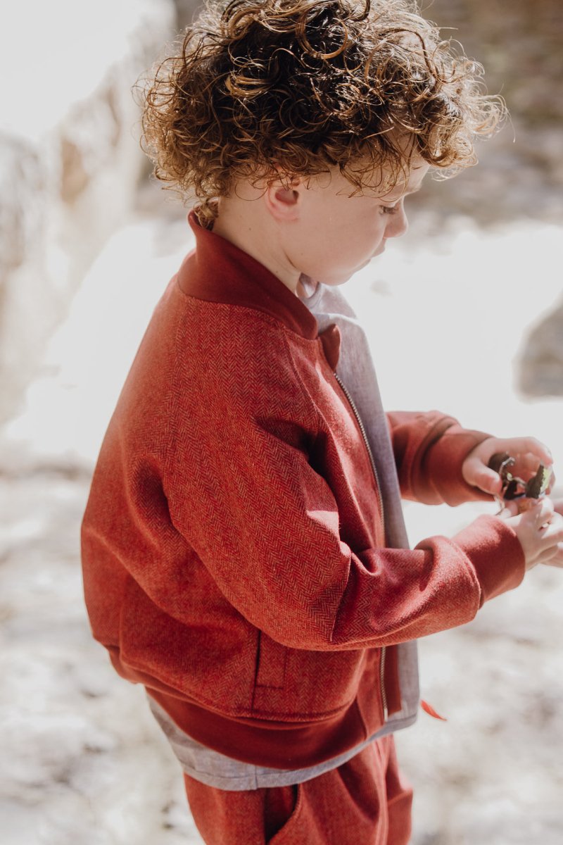 BOMBERJACKE AUS SCHURWOLLE Fischgrät RED