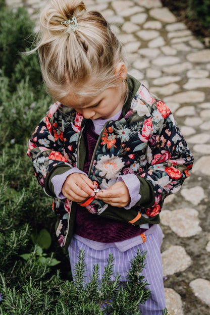BOMBERJACKE AUS SOFTSHELL FLOWER