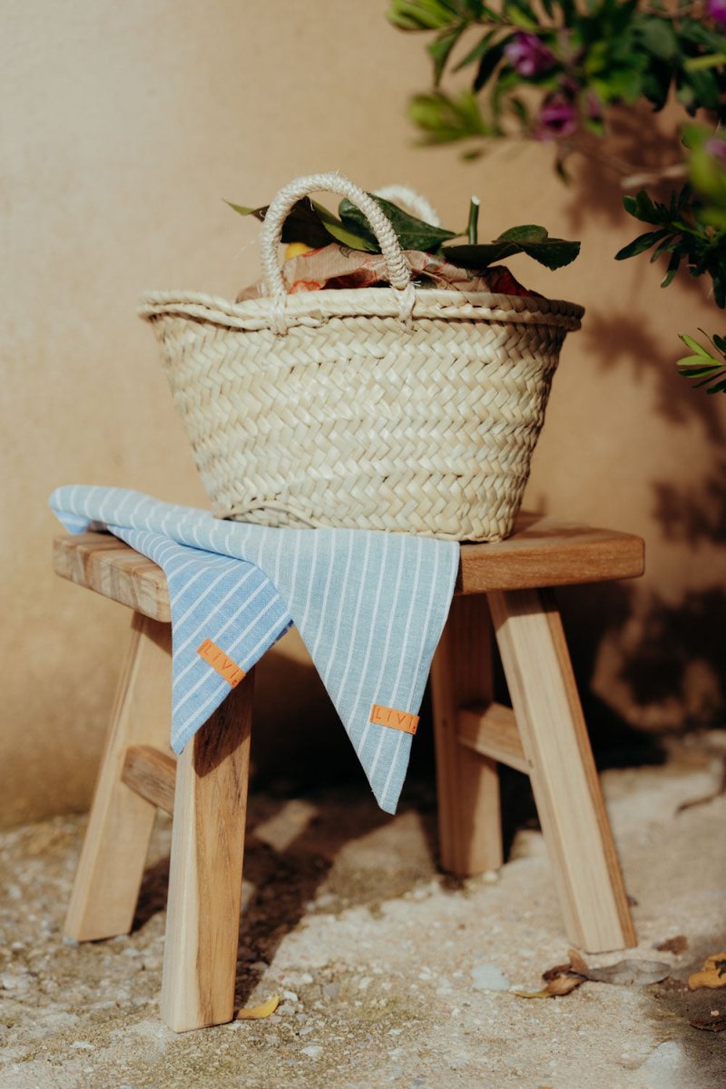 LEINENTUCH HELLBLAU STRIPES